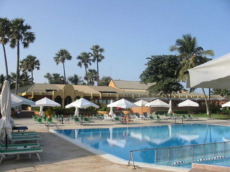 Sunbeach Hotel & Resort Bakau Bagian luar foto