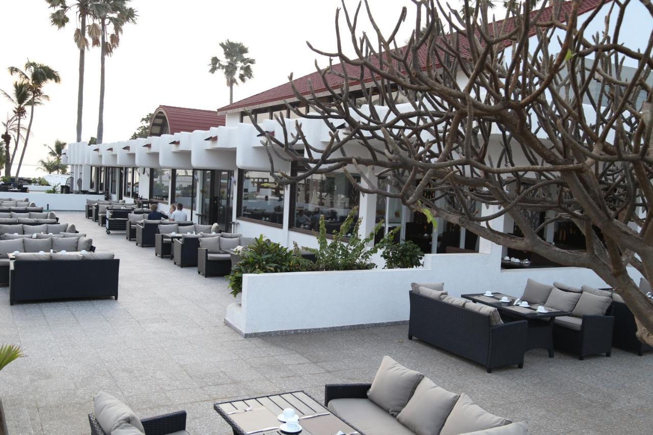Sunbeach Hotel & Resort Bakau Bagian luar foto