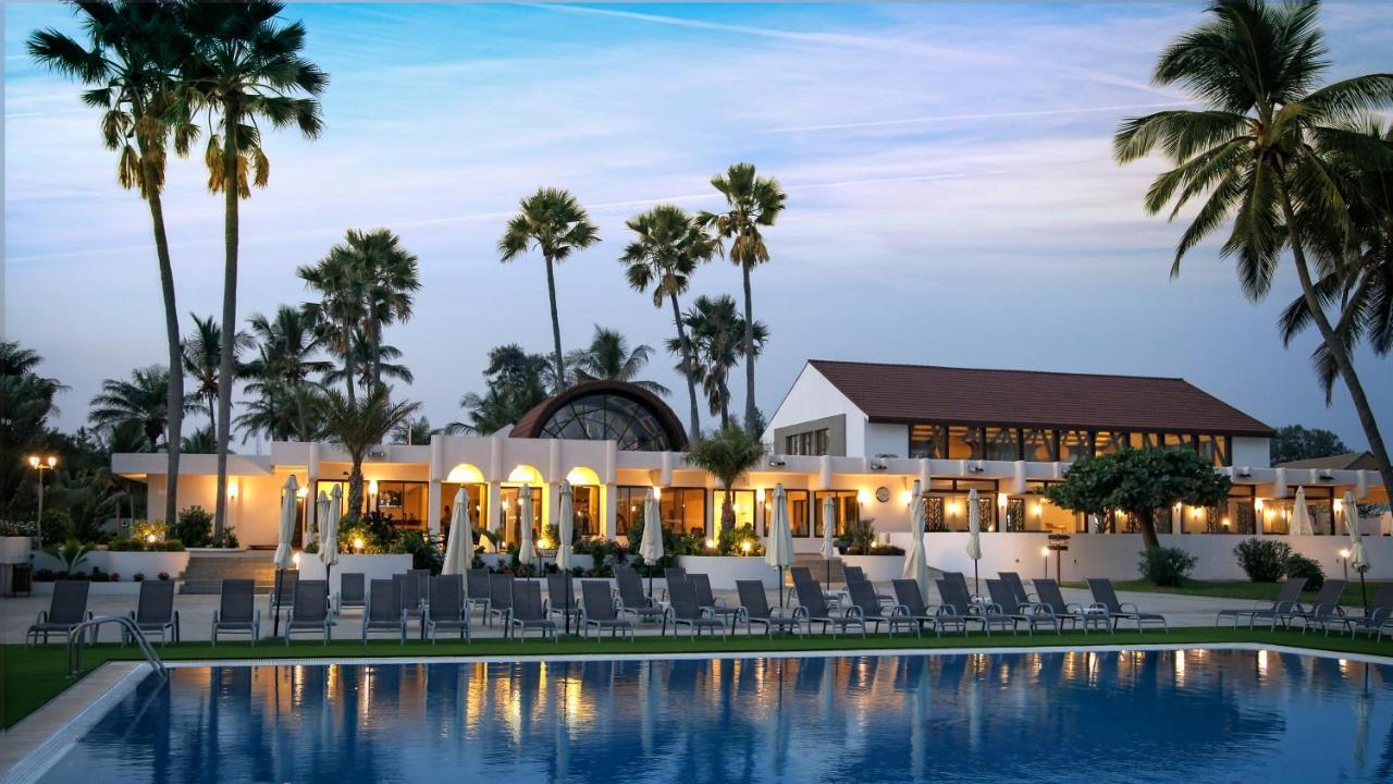 Sunbeach Hotel & Resort Bakau Bagian luar foto
